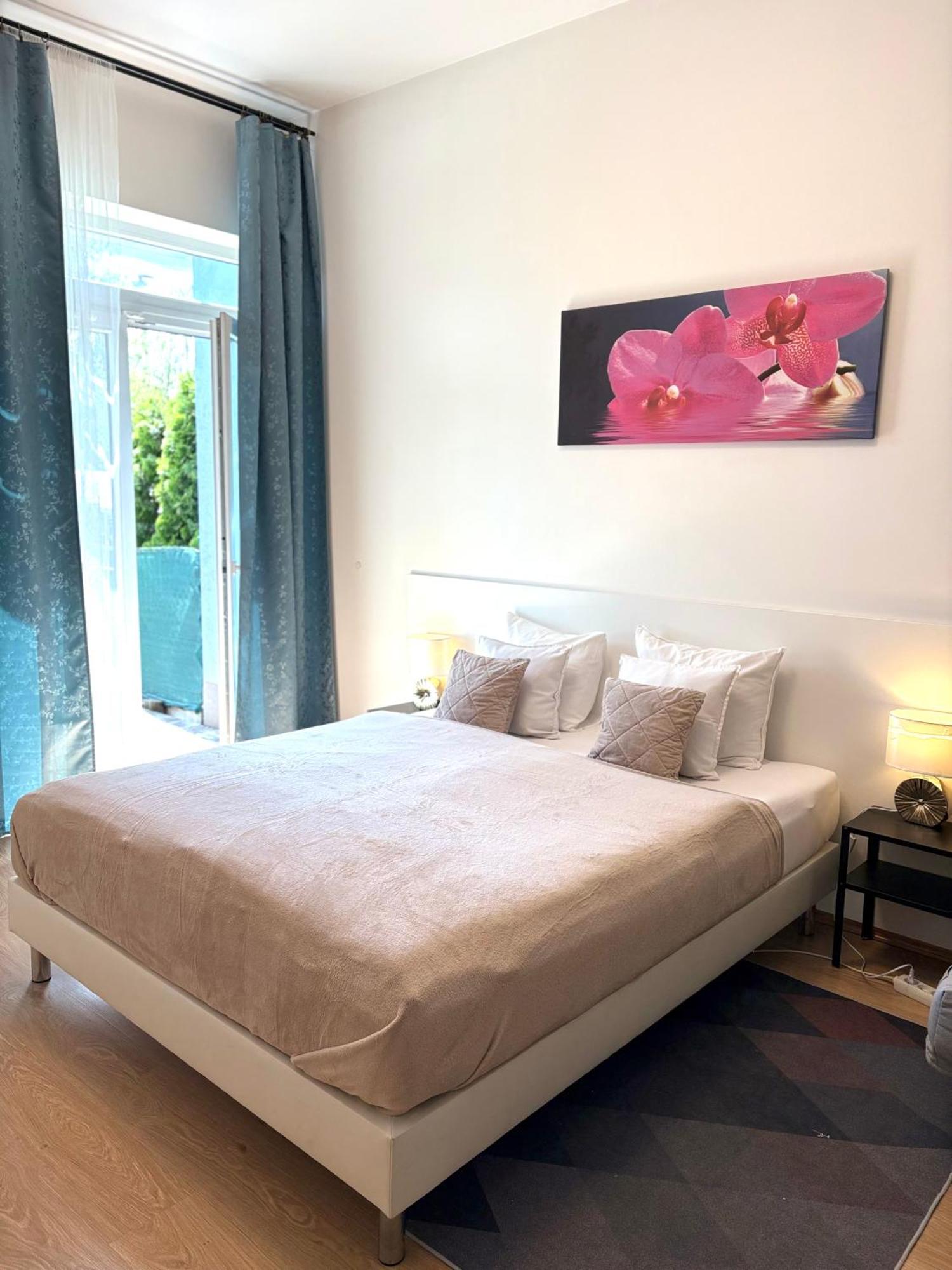 Maria Apartments - Free Parking Praag Buitenkant foto